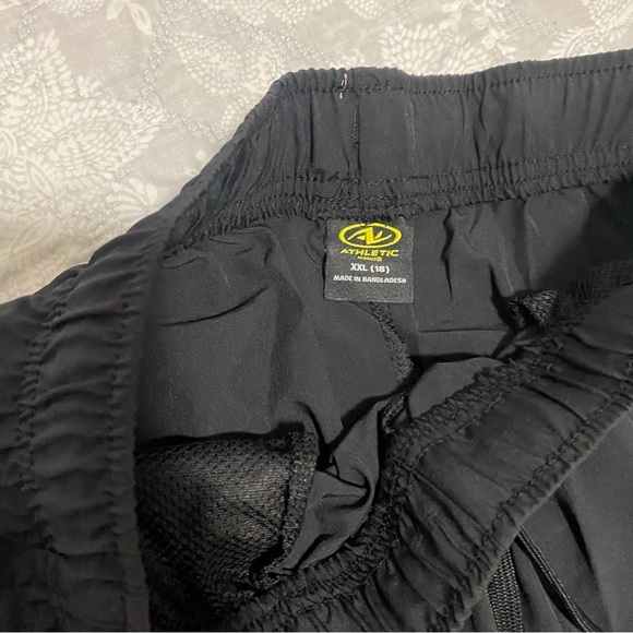 NWT BOYS ATHLETIC WORKS DRIWORKS PANTS COLOR  Black SIZE  18 - Picture 6 of 6